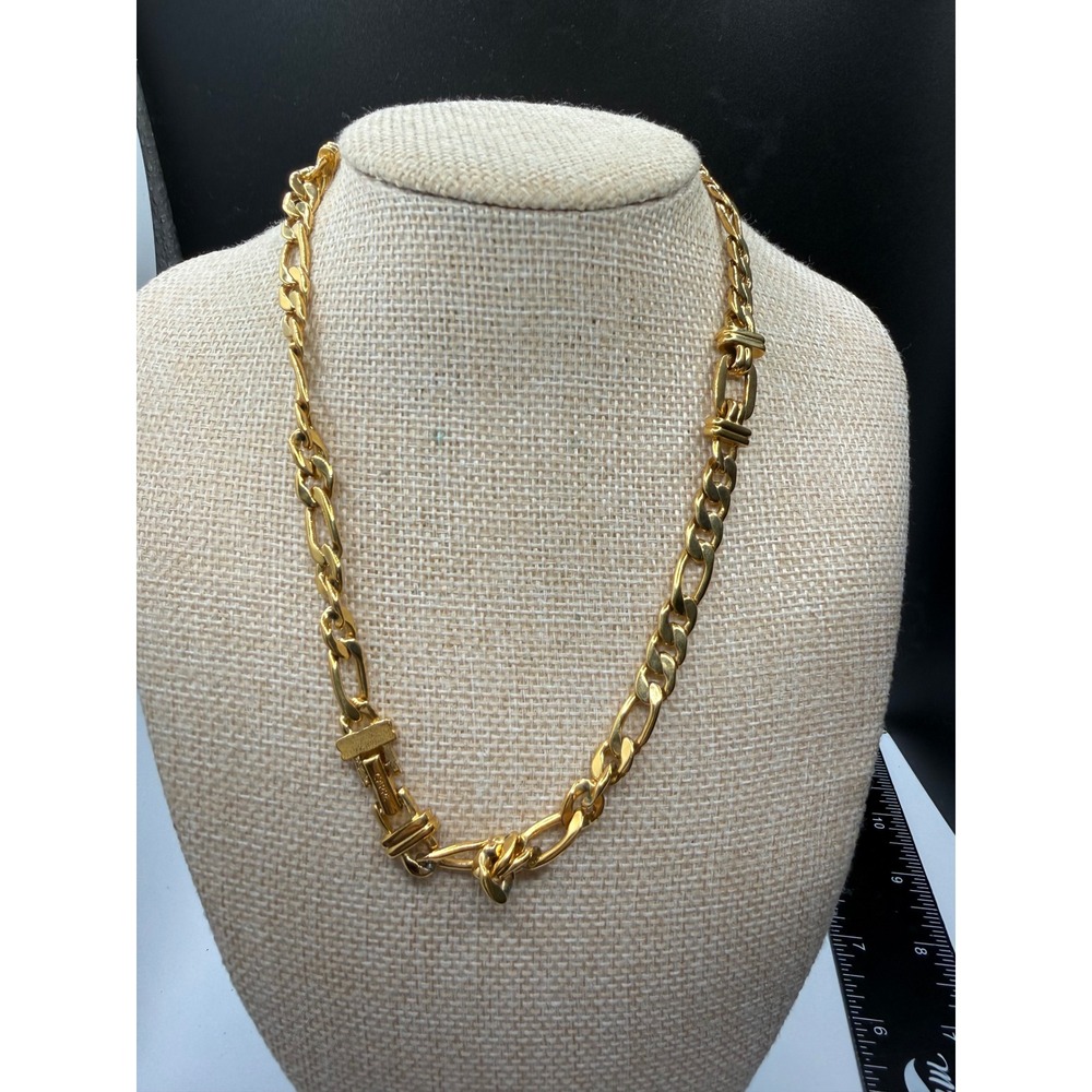 Carre Vintage Gold Tone Curb Link Necklace Chunky Chain Fold Over Clasp 20 Inch